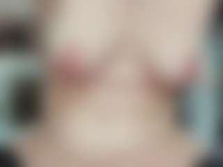LilCandy18's Live Sex Cam Show