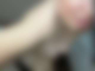 LilCandy18's Live Sex Cam Show