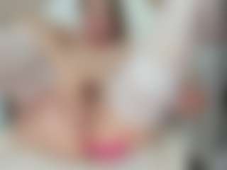 LilCandy18's Live Sex Cam Show
