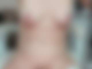 LilCandy18's Live Sex Cam Show