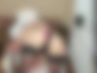 LilCandy18's Live Sex Cam Show