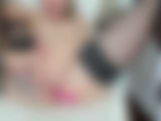 LilCandy18's Live Sex Cam Show