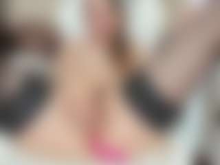 Live cam show with LilCandy18 - Gape on Camsoda