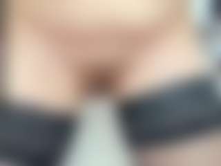 LilCandy18's Live Sex Cam Show