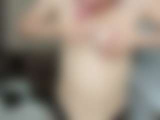 LilCandy18's Live Sex Cam Show