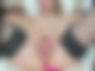 LilCandy18's Live Sex Cam Show