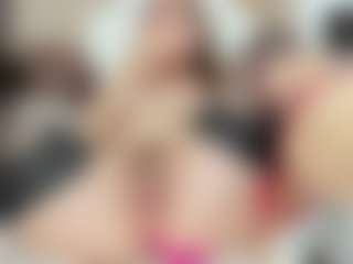 LilCandy18's Live Sex Cam Show