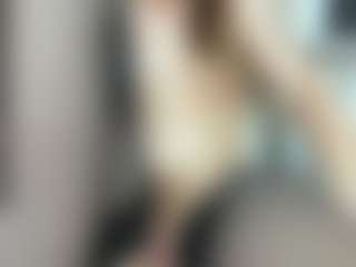 LilCandy18's Live Sex Cam Show