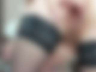 Live cam show with LilCandy18 - Foot Fetish on nudelive.tv