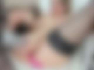 LilCandy18's Live Sex Cam Show