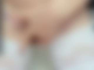 LilCandy18's Live Sex Cam Show