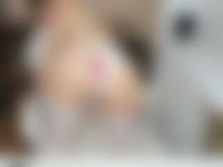 LilCandy18's Live Sex Cam Show