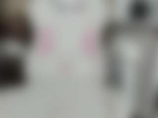 LilCandy18's Live Sex Cam Show