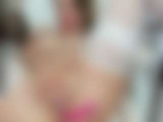 LilCandy18's Live Sex Cam Show
