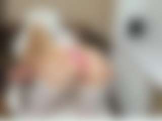 LilCandy18's Live Sex Cam Show