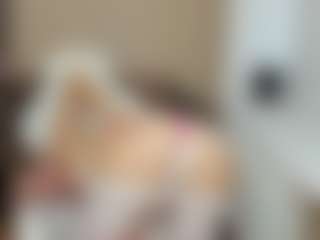 LilCandy18's Live Sex Cam Show