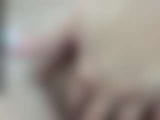 LilCandy18's Live Sex Cam Show