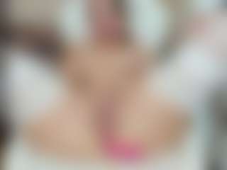 LilCandy18's Live Sex Cam Show