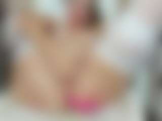 LilCandy18's Live Sex Cam Show