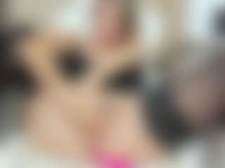 LilCandy18's Live Sex Cam Show