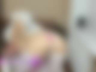 LilCandy18's Live Sex Cam Show