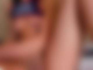 Live cam show with Mia-scarlet - Stockings on SinfulBabes