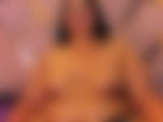 VanesaJuicy23's Live Sex Cam Show