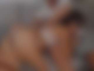HoneyMolly's Live Sex Cam Show