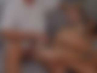 HoneyMolly's Live Sex Cam Show