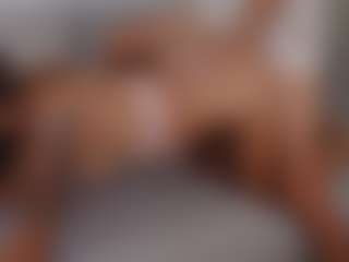 HoneyMolly's Live Sex Cam Show