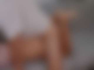 HoneyMolly's Live Sex Cam Show