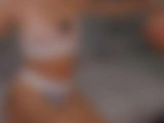 HoneyMolly's Live Sex Cam Show