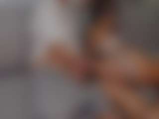 HoneyMolly's Live Sex Cam Show