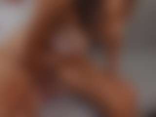 HoneyMolly's Live Sex Cam Show