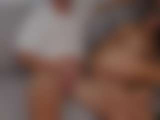 HoneyMolly's Live Sex Cam Show