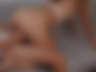 HoneyMolly's Live Sex Cam Show