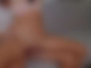 HoneyMolly's Live Sex Cam Show