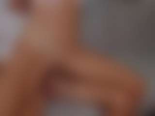HoneyMolly's Live Sex Cam Show