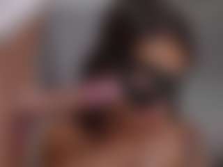 HoneyMolly's Live Sex Cam Show
