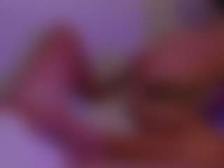 HoneyMolly's Live Sex Cam Show
