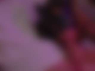 HoneyMolly's Live Sex Cam Show