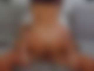 HoneyMolly's Live Sex Cam Show