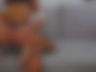 HoneyMolly's Live Sex Cam Show
