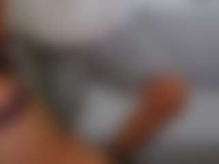 HoneyMolly's Live Sex Cam Show