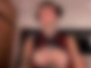 sweetkarinpaz's Live Sex Cam Show