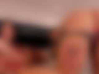 sweetkarinpaz's Live Sex Cam Show
