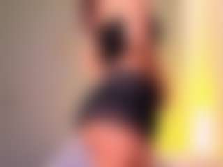 Live cam show with AlexiiaBrown - Cock Rating on Uber Horny
