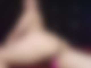 Emmily Kellers Live-Sex-Cam-Show