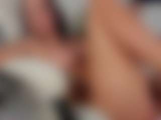 JellyLittlePiee's Live Sex Cam Show
