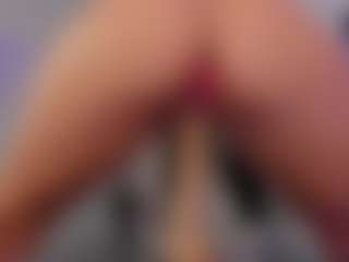 JellyLittlePiee's Live Sex Cam Show